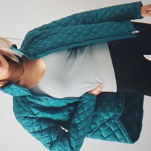 Athleta Whisper Featherless Insulated Jacket